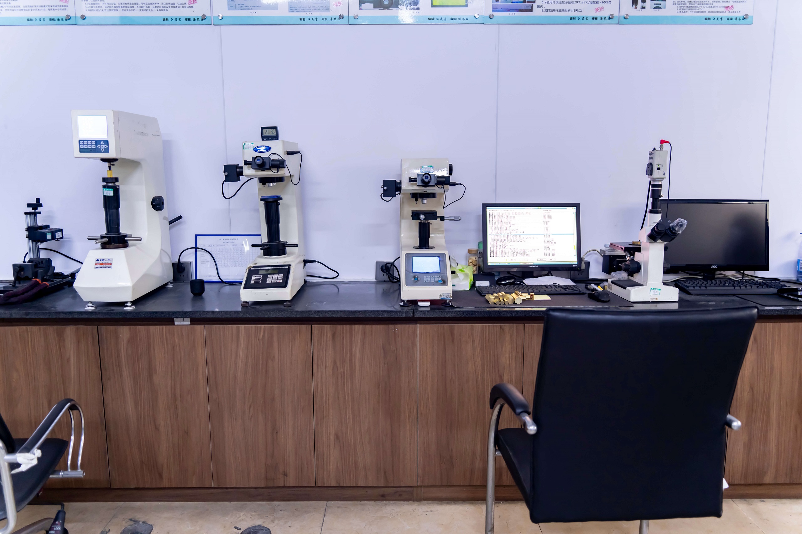 PPR pipe and fittings manufacturing display